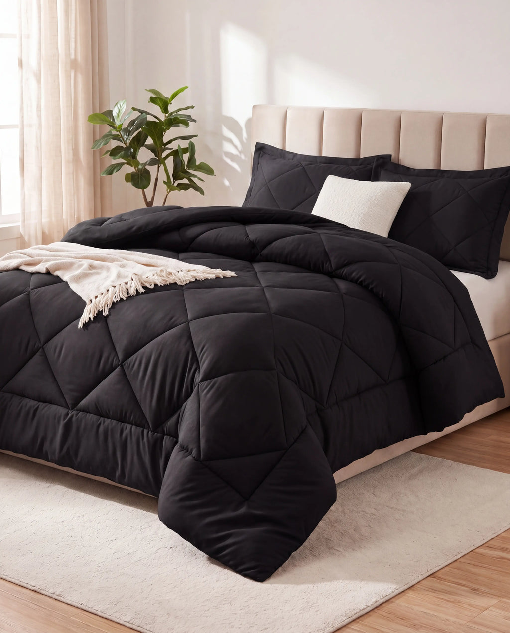 Couette 2-en-1 noire avec ses 2 taies